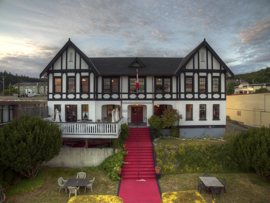 The Old Courthouse Inn Powell River Exterior photo