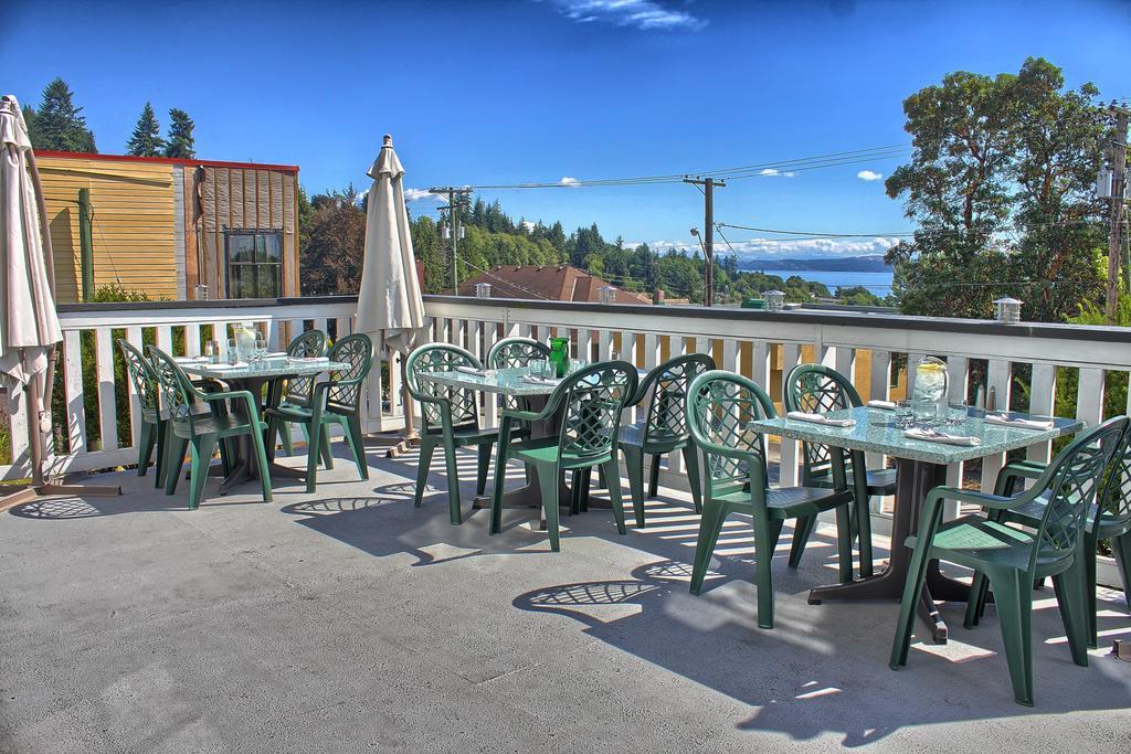 The Old Courthouse Inn Powell River Exterior photo